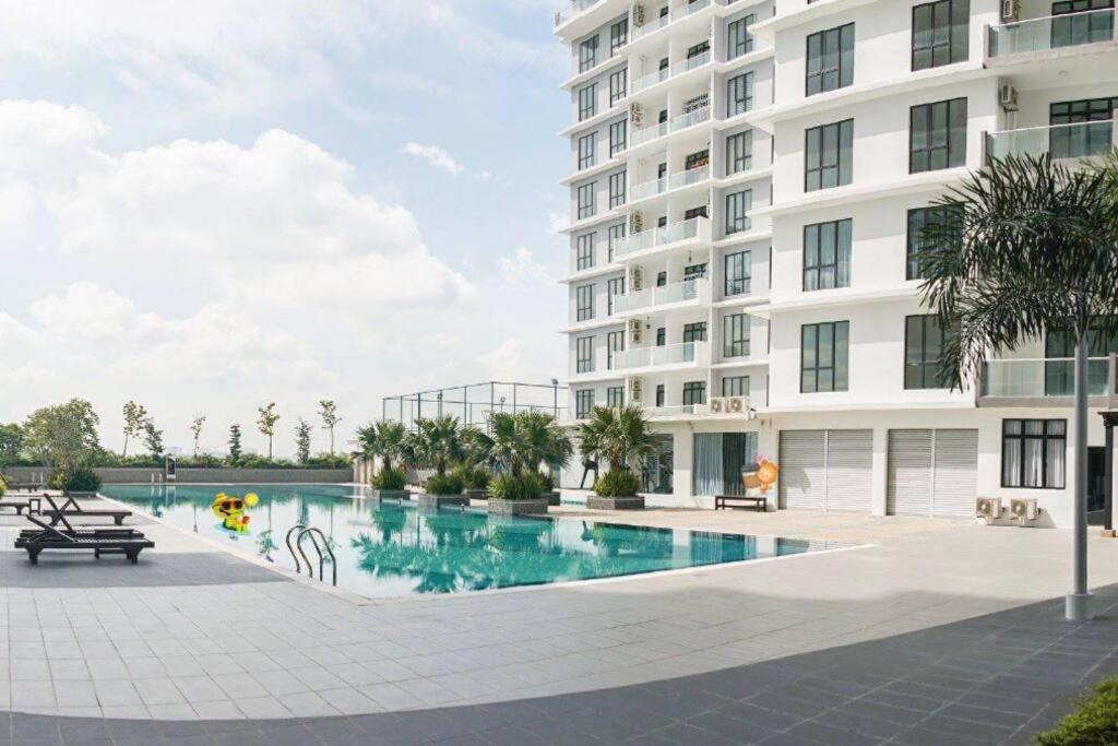 Paradigm Mall The Platino 3 Bedroom Johor Bahru