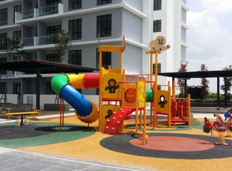 Paradigm Mall The Platino 3 Bedroom Pangsapuri *